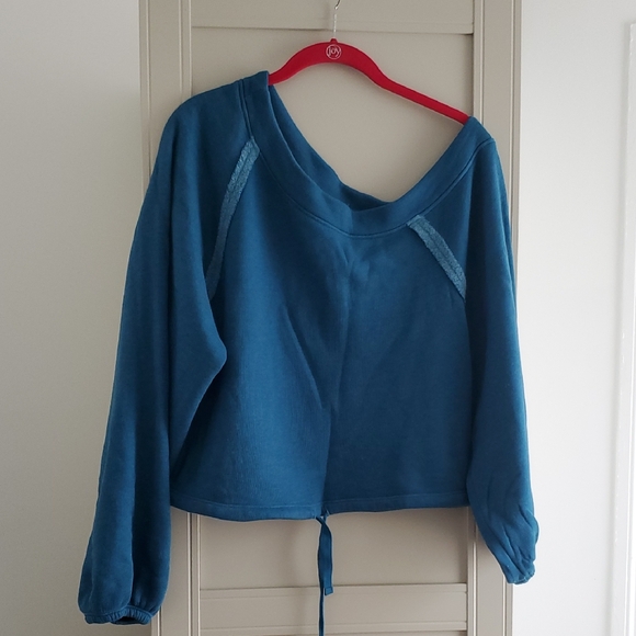 Lovers + Friends Tops - Lovers + Friends Off The Shoulder Boxy Sweatshirt